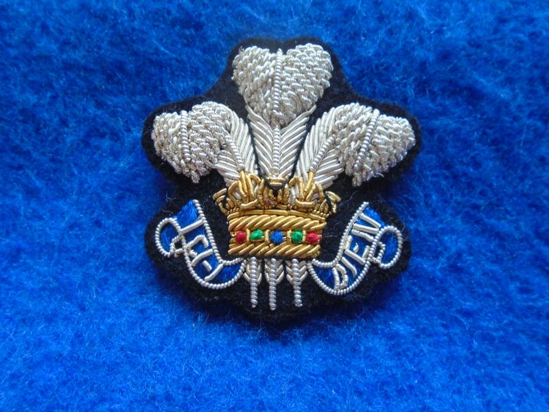 MERCIAN, CHESHIRE, EARL OF CHESTERS YEOMANRY NCO BULLION RANK ARM BADGE