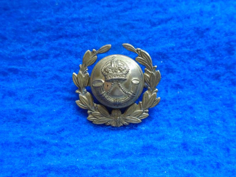 1916 DURHAM LIGHT INFANTRY BRASS SWEETHEART BROOCH, RD 651017, ON THE BACK OF THE BUTTON PAT APPD FOR J.R. GAUNT