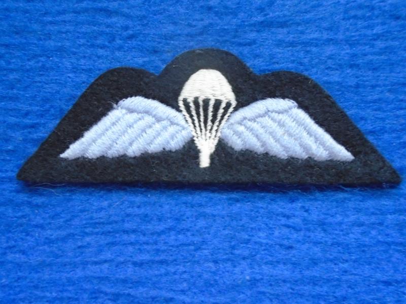 ROYAL AIR FORCE, RAF PARACHUTE WOVEN QUALIFICATION WINGS