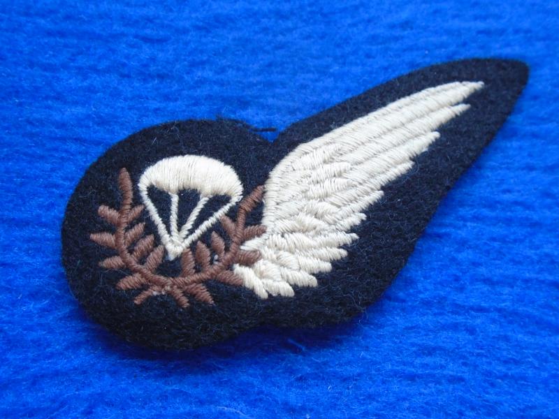 ROYAL AIR FORCE, RAF PARACHUTE INSTRUCTORS EMBROIDERED/WOVEN BREVET, BRITISH MADE